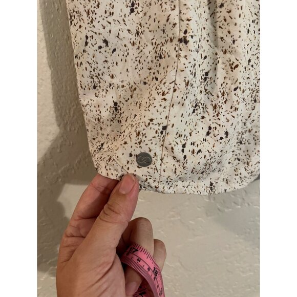 Calia by Carrie Underwood Plus Size Infinity Rise Running Shorts - Picture 12 of 16